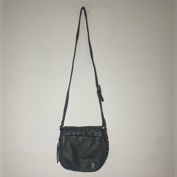 Quilted Crossbody Bag - Picture 2 of 8